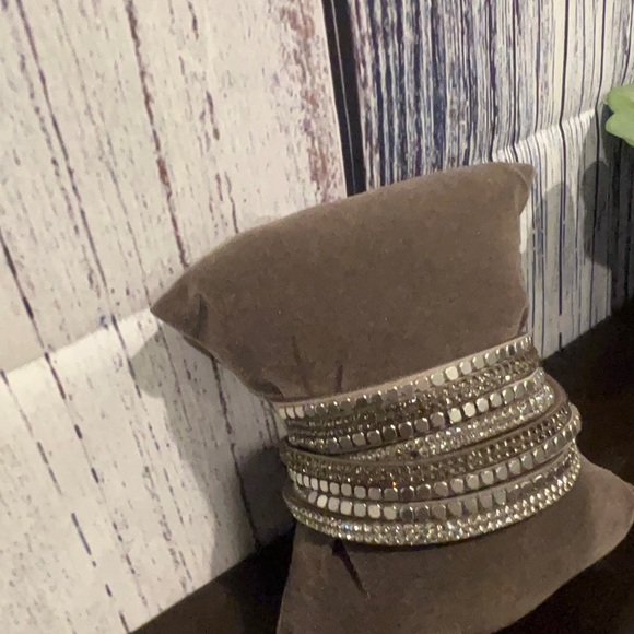 Rockstar Attitude Silver Wrap Bracelet - Picture 3 of 9